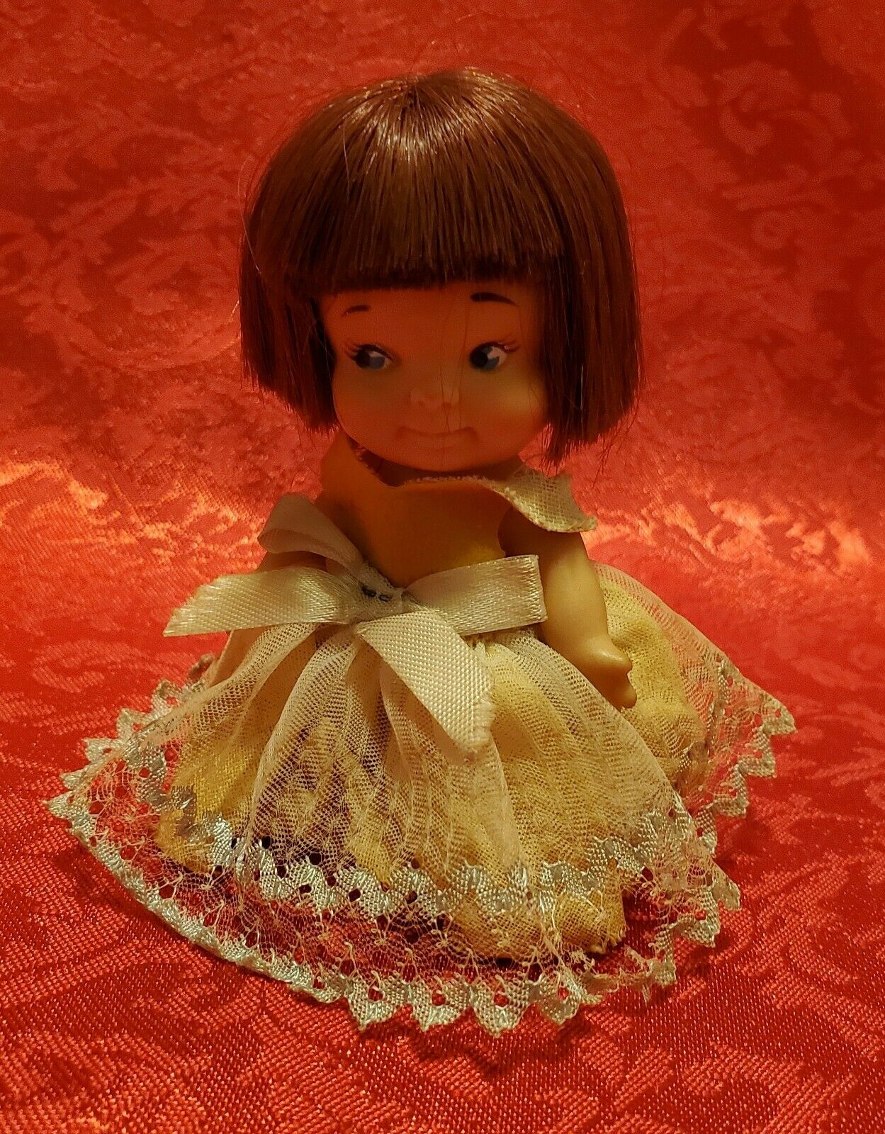 Vintage 1965 Uneeda Udco Doll Peewees 3 1/2" Auburn Hair Blue Eyes Pee Wee Toy