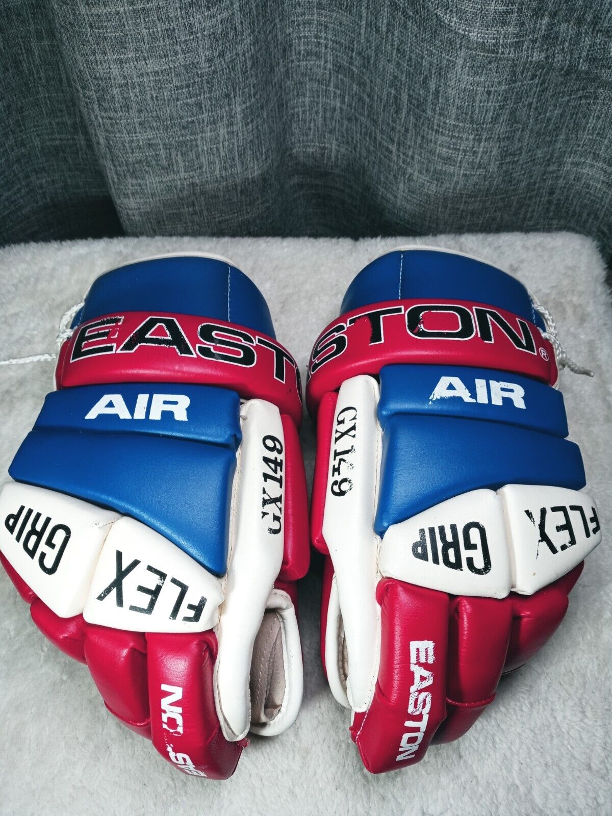 Easton Air Flex Grip Gx149 Hockey Gloves Size 14" Tri Colored Red Blue White