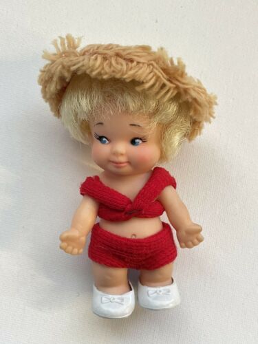 Vintage 1965 Pee Wee Pocket Doll With Hat And Shoes