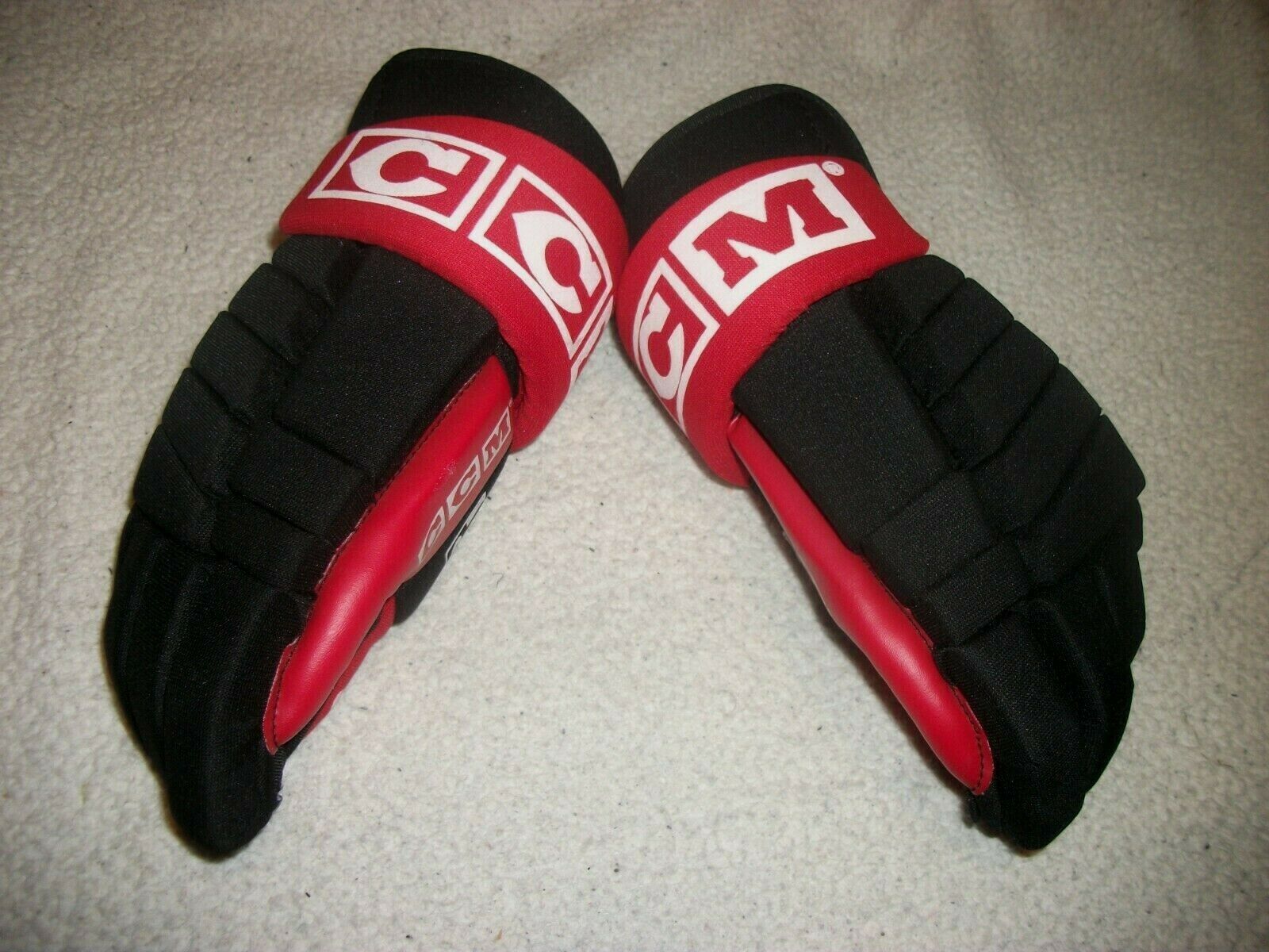 New Left Over Store Stock Ccm Pro Gard Powerline Hockey Gloves B-hg90xl Boys 14