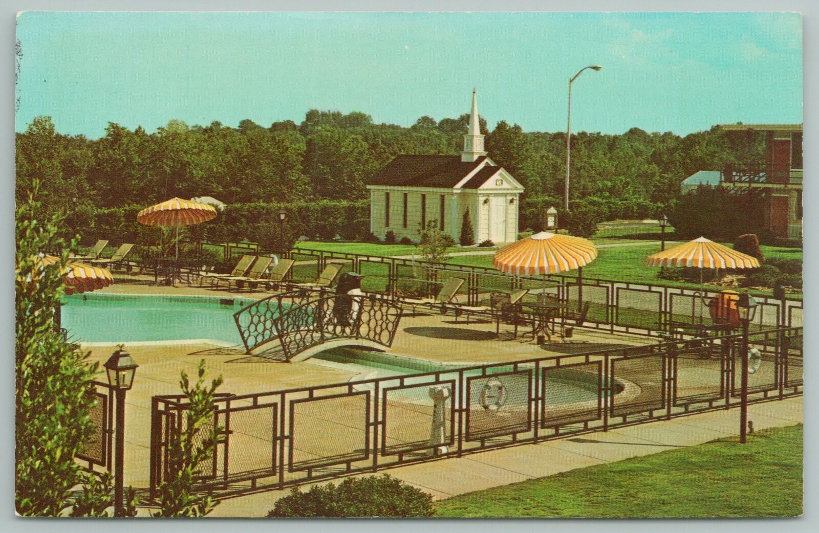 Forsyth Georgia~holiday Inn Hotel Pool Area~vintage Postcard