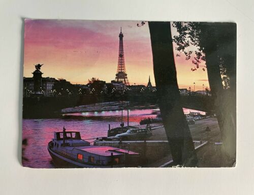 Free Ship! Postcard Of Paris - Sunset On The Seine, W. Eiffel Tower, Dated 1978